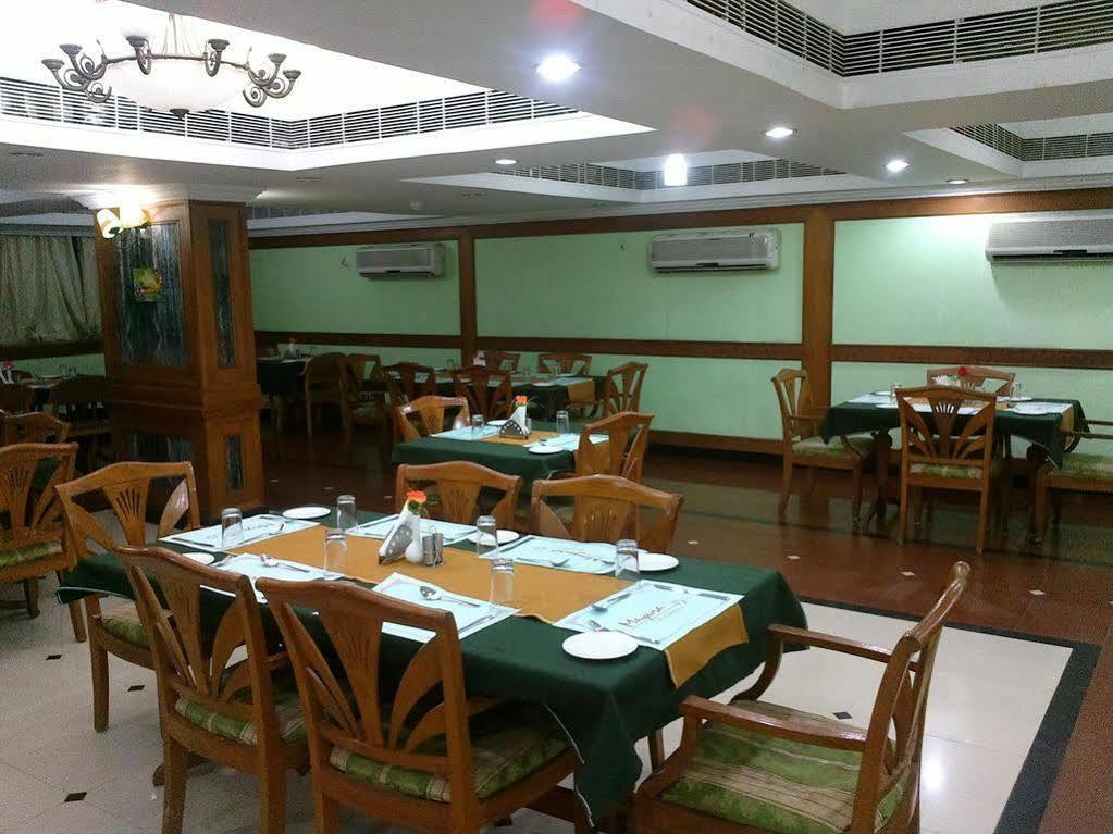 Mayura Residency Guruvayur Exterior photo